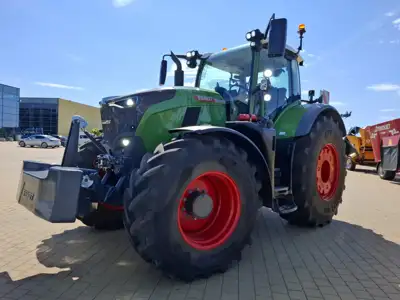 Fendt 728 Vario - Traktoriai