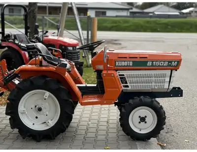 Parduodamas Kubota B-1502 su žemės dirbimo freza