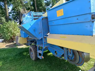 Parduodama bulvių kombainas anna Z 644
