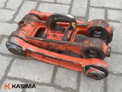 Parduodama Kubota U55 kaušo jungtis - Statybinė technika
