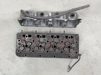 Parduodama Kubota V3300 variklio galva - Statybinė technika
