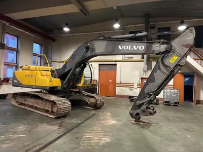 Parduodamas dalimis ekskavatorius Volvo EC240LC (1997m) - Statybinė technika