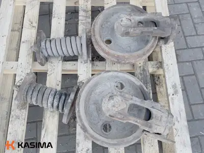 Parduodamas Kubota U55 vikšrų įtempėjas - Statybinė technika