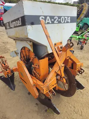 Parduodamos bulviasodės čekiškos „Agrozet“ 