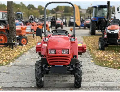 Yanmar Ke-2D su žemės dirbimo freza