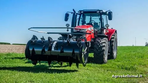 Žolės siloso skleistuvas „Magna“ – galingoji versija - nuotrauka 2